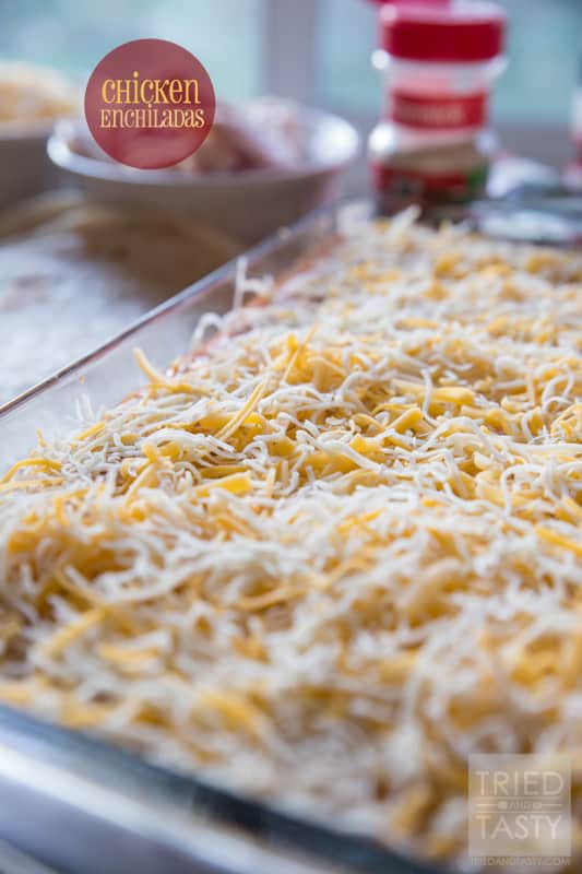 Chicken Enchiladas // This is one Chicken Enchilada recipe for the books. Throw this on your menu, and make it as soon as possible. You can thank me later. | Tried and Tasty