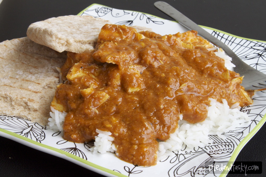 Slow Cooker Coconut Curry Chicken // This is a fantastic Indian recipe!  Serve over rice and with a side of naan! | Tried and Tasty