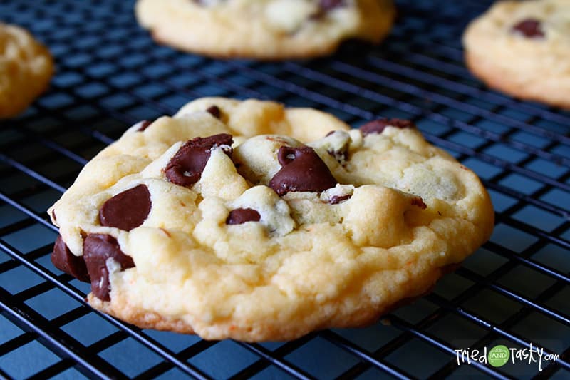 Cake Batter Cookies // Is there an easier way to make cookies than with a cake mix? I think not! These are so easy and extremely versatile. Not only that, they are delicious. One bite and you will be hooked! | Tried and Tasty