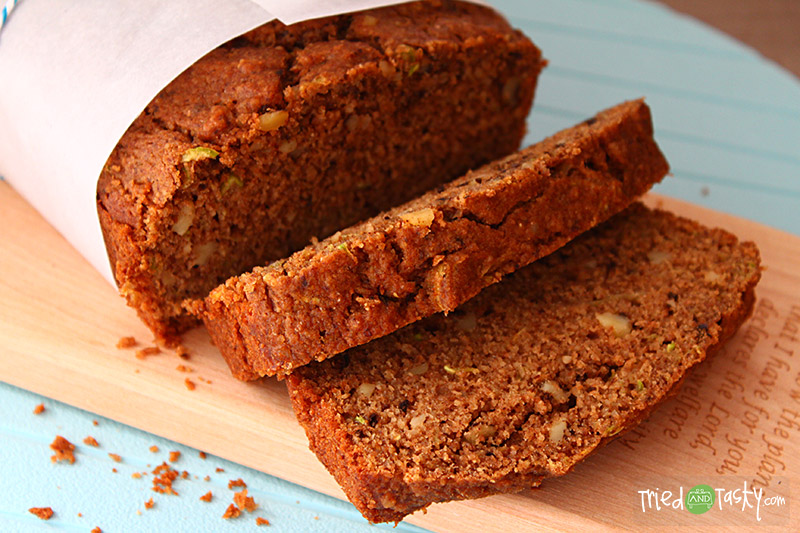 Zucchini Bread // This Zucchini Bread is the most moist and delicious guilt free bread I've made. | Tried and Tasty