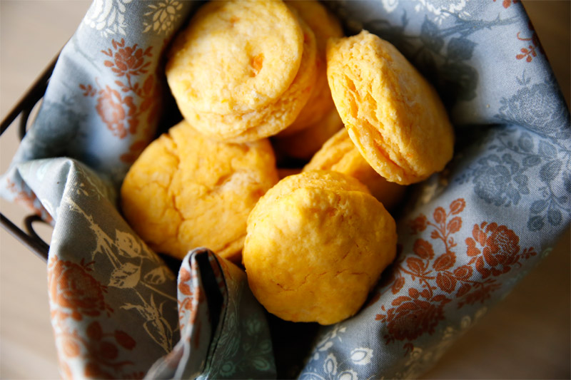 Paula Deen's Fluffy Sweet Potato Biscuits // These fluffy sweet potato biscuits are buttery and perfect! | Tried and Tasty