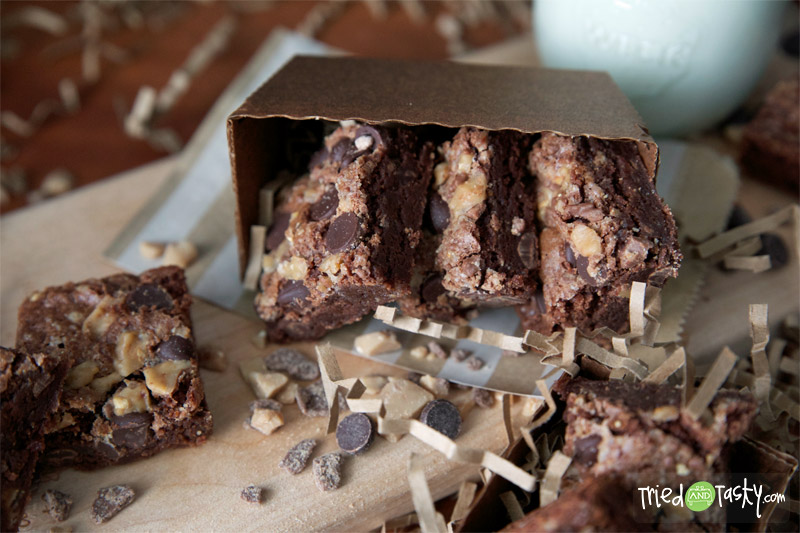 The Best Toffee & Chocolate Chip Brownies // These are so decadent, so chocolaty, so wonderful. The toffee with the chocolate chips is a combination out of this world. | Tried and Tasty