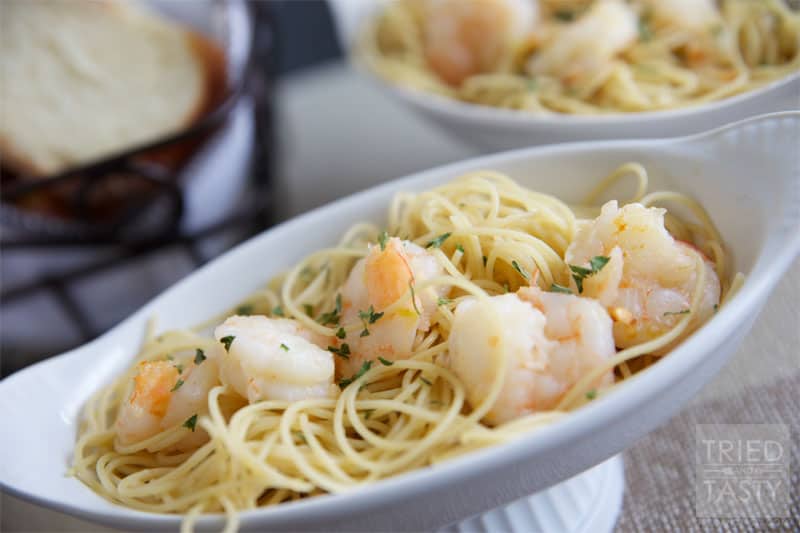 5-Ingredient Shrimp Scampi with Angel Hair Pasta // The perfect light meal that's ready in no time perfectly portioned for two small meals, or one large one. | Tried and Tasty