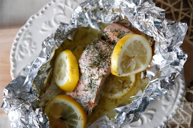 Quick & Easy Grilled Salmon // A healthy dinner option that is packed with flavor! | Tried and Tasty