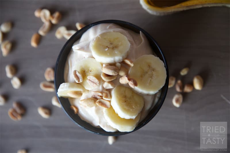 Peanut Butter & Banana Greek Yogurt // A healthy alternative to sugary desserts that will satisfy your sweet tooth without the guilt! | Tried and Tasty