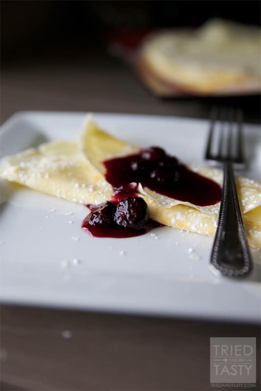 Quick & Easy Crepes // These are such a fancy, yet easy breakfast and can easily be made into a lunch or dinner depending on your filling. | Tried and Tasty