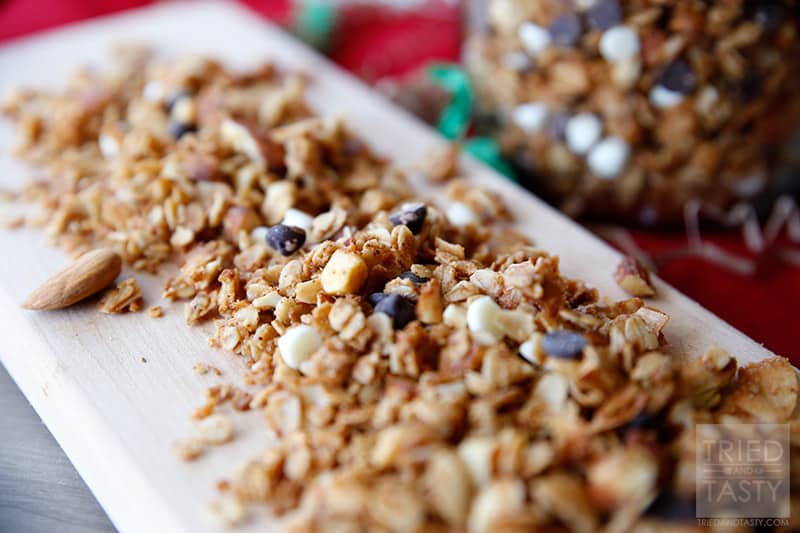 Almond Joy Granola // Do you like almonds, coconut, and chocolate together? This Almond Joy Granola would be perfect! Make this to enjoy in your breakfast parfait, afternoon snacks, or after dinner treat! | Tried and Tasty