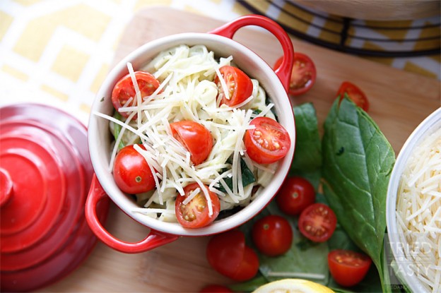 Creamy Spinach Tomato Linguine // Tried and Tasty