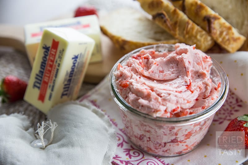 Strawberry Butter // You've heard of raspberry butter, but have you ever tried strawberry butter? Made with only three ingredients, this butter is sure to win the hearts of any who taste it! Slather on toast, pancakes, waffles, & more! | Tried and Tasty