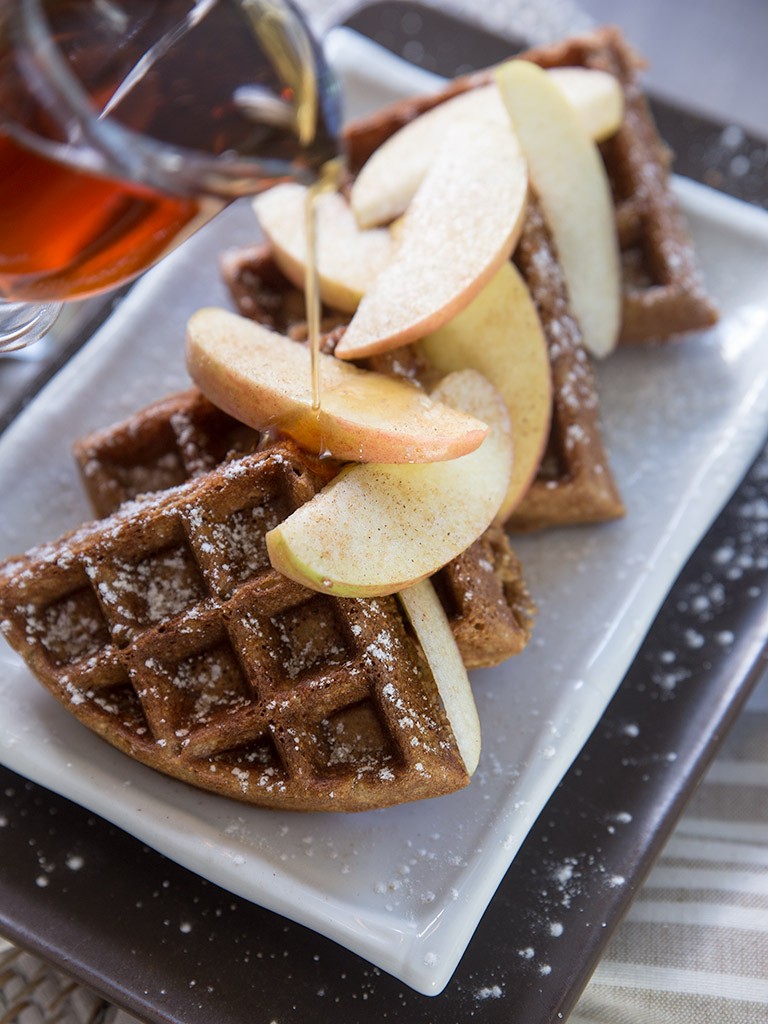 Whole Wheat Apple Cinnamon Waffles // Tried and Tasty for Blendtec