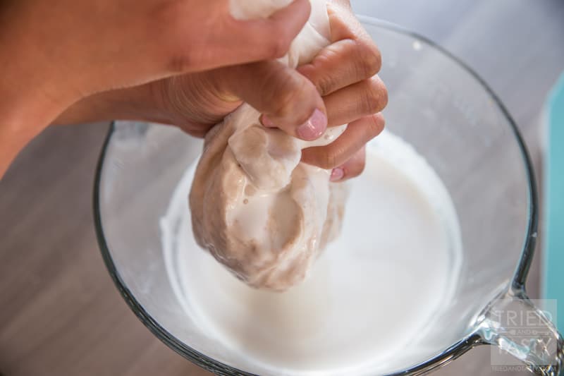 Homemade Almond Milk // Making your own almond milk couldn't be any more simple. All you need are four ingredients and 60 seconds. Best part about it? You avoid Carrageenan the additive found in most store bought almond milks. Enjoy this fresh, smooth, creamy & rich homemade version today! | Tried and Tasty