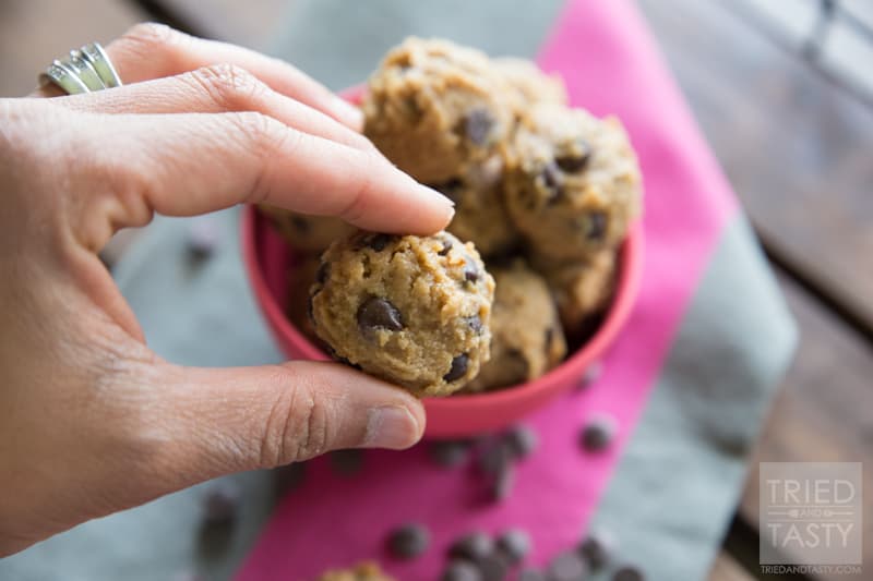 Gluten Free Cookie Dough Bites // If you are a cookie dough fan, but not a fan of all the calories - sugar - and added lbs that cookie dough brings, you must try these! These Gluten Free Cookie Dough Bites are absolutely delicious. Made without ANY white flour or white sugar. Who said you have to give up all things delicious when you want to be health conscious? | Tried and Tasty