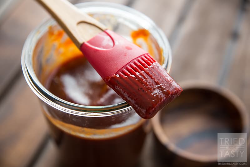 Homemade Mesquite BBQ Sauce // Making your own condiments, dressings, and sauces is easier than you think. Avoid unnecessary ingredients like high fructose corn syrup & artificial ingredients with your homemade version. This Homemade Mesquite BBQ sauce has the flavor of your store bought favorites without the yucky additives! | Tried and Tasty