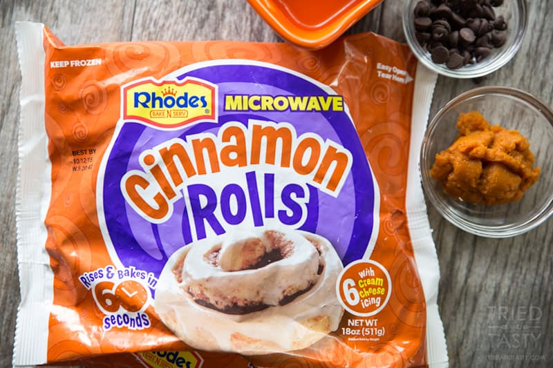Pumpkin Chocolate Chip Cinnamon Pull Aparts // Love pumpkin? Love chocolate? Love cinnamon rolls? You won't believe how crazy easy these cinnamon rolls are. CRAZY easy, and made with a secret ingredient that makes the baking time of this sweet treat remarkable! | Tried and Tasty