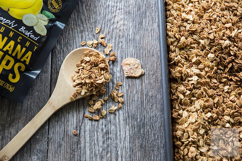 Bananas and Cream Granola // This SUPER simple granola is made with healthy, wholesome ingredients. Would be a great way to start your day on top of some of your favorite yogurt and even with fresh berries! Wonderfully healthy and especially delicious! | Tried and Tasty
