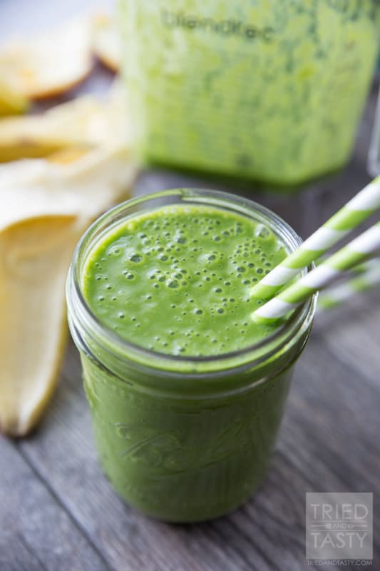Banana Orange Green Smoothie Doesn't get any easier than this delicious smoothie! All you need are a few key ingredients and you'll be on your way to a nutrition packed, no-sugar added, simple smoothie. Perfect to jump start your morning. Great for a mid-afternoon pick-me-up. Great for an afternoon snack the whole family will enjoy! | Tried and Tasty