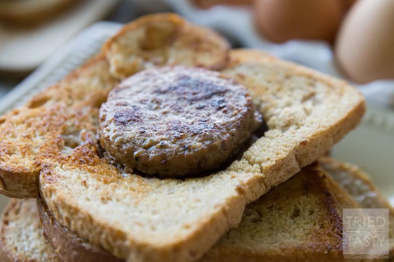 Sausage In A Hole Toast / You've seen egg in a hole, but have you seen sausage in a hole? This toast is the most delicious and easy way to start your morning. With only 5 ingredients you'll have a filling & fun breakfast the whole family will love! | Tried and Tasty