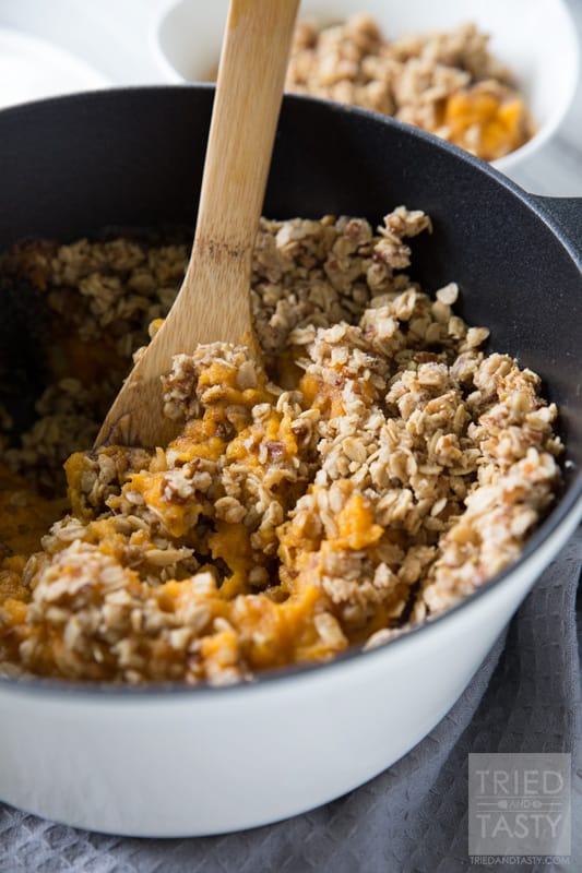 Healthy Sweet Potato Casserole // If you love mashed sweet potatoes, you will die over how divine these smooth and creamy potatoes are with a surprisingly healthy crunchy topping made with wholesome ingredients and refined sugar-free! | Tried and Tasty